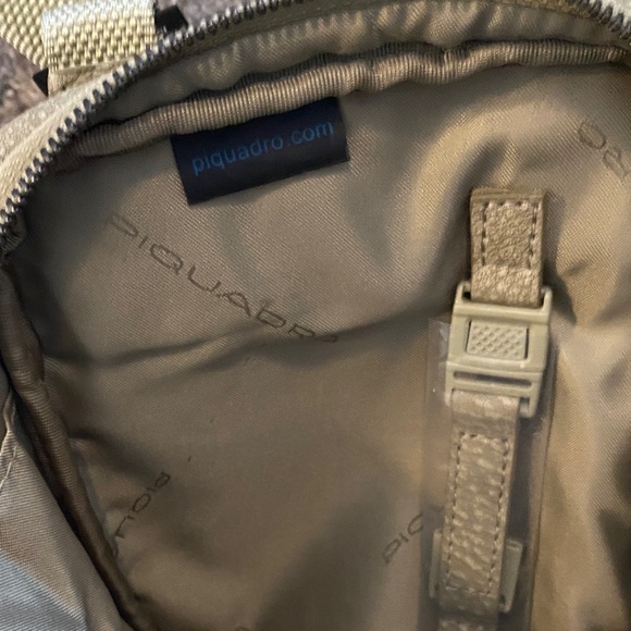 Piquadro Olive Green Crossbody Bag - Picture 8 of 13